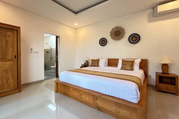 uma-ayu-villa-garden-view-6